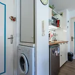 Apartman A 400m De La *