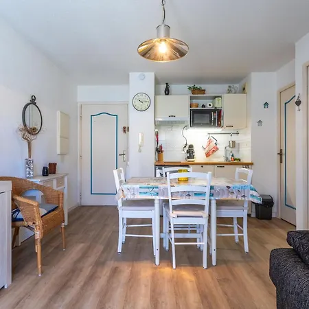 Apartment A 400m De La