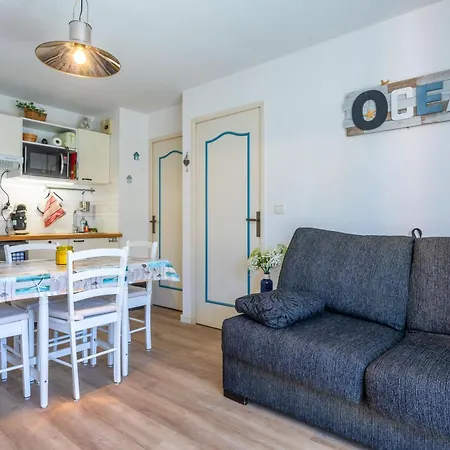 Appartement A 400m De La *