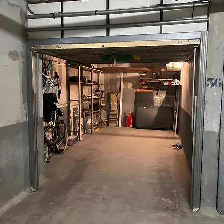 公寓 A 400m De La *