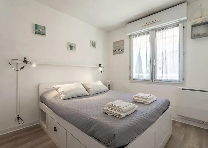 Apartmán A 400m De La *